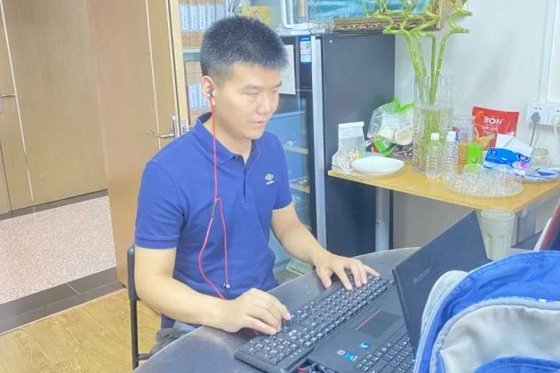 37歲盲人梁江波考取清華研究生：人生有很多機會和可能